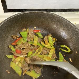 家常小炒牛肉（嫩滑爆赞）