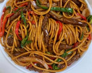 味道不输西餐厅的黑椒牛柳意面