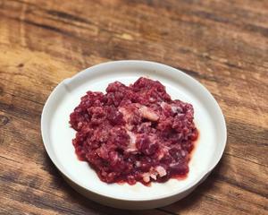 米饭杀手｜芹菜粒炒牛肉末