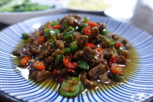 下饭神器-辣椒炒牛肉末