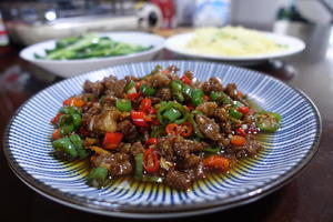 下饭神器-辣椒炒牛肉末