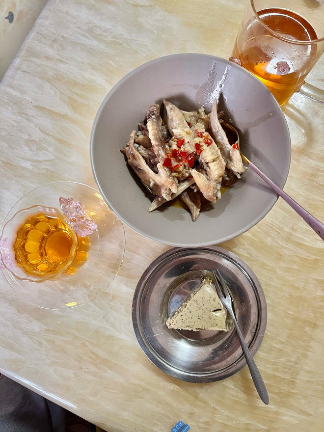 B仔鸡翼尖最完美的下午茶