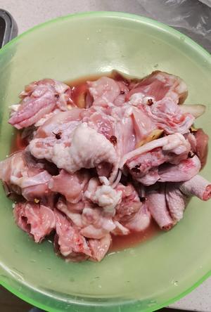 鲜香嫩滑的生炒童子鸡