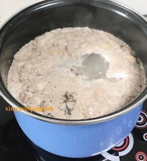 小鸡炖蘑菇(注意一步操作就香气沁人)