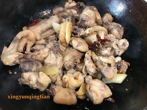 小鸡炖蘑菇(注意一步操作就香气沁人)