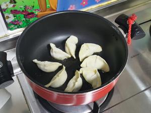 羊肉冰花煎饺