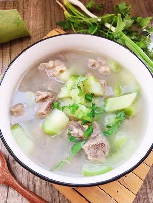 羊肉汤(炖萝卜)