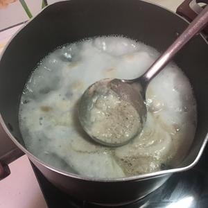 清炖滋补羊排汤