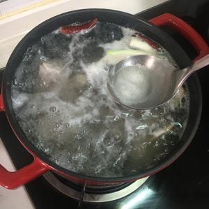 清炖滋补羊排汤