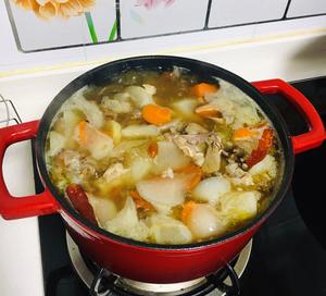 清炖滋补羊排汤