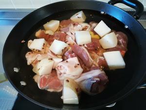 红烧羊肉煲