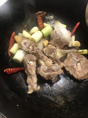 冬日暖身篇之羊蝎子炖萝卜