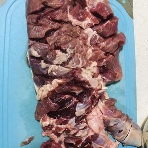家庭版超嫩多汁的烤羊腿肉