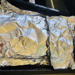 家庭版超嫩多汁的烤羊腿肉