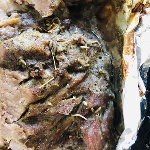 家庭版超嫩多汁的烤羊腿肉