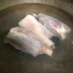 白萝卜炖羊腿
