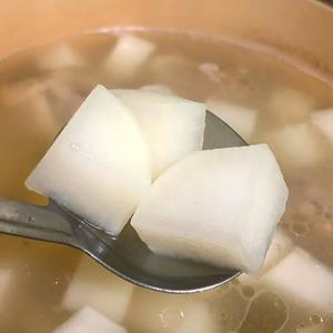 白萝卜炖羊腿