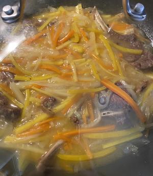 新疆羊排抓饭（出锅后米粒分明的秘密）