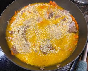新疆羊排抓饭（出锅后米粒分明的秘密）