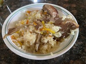 新疆羊排抓饭（出锅后米粒分明的秘密）