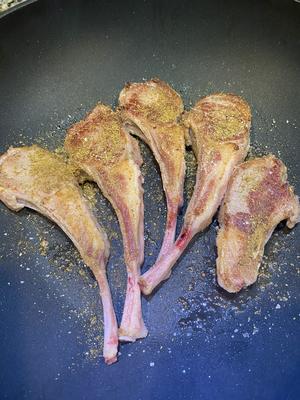 五分钟快手孜然香煎羊排