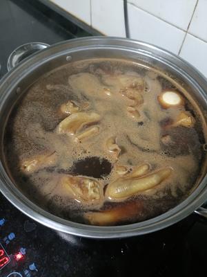 卤味晚餐（卤鸭翅卤鸭爪卤牛肉卤鹅蛋卤菜）