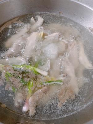 巨巨巨好吃😋香辣鸭翅