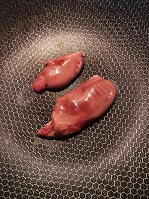 煎鸭肝