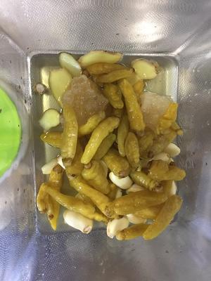泡鸭爪（酸甜辣)