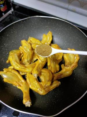 追剧零食——椒盐脆皮鸭爪