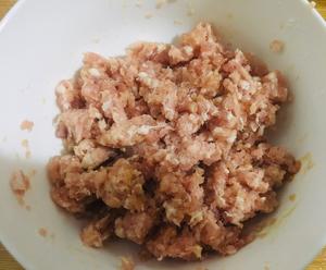 豌豆苗肉丸汤