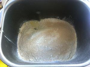 脆皮肠仔餐包