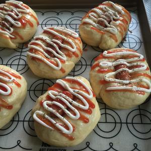 脆皮肠仔餐包