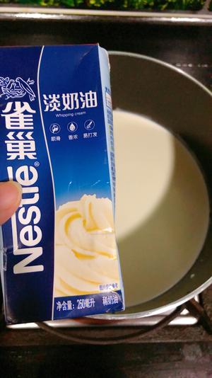 焦糖布丁超简单（蛋黄淡奶油消耗）