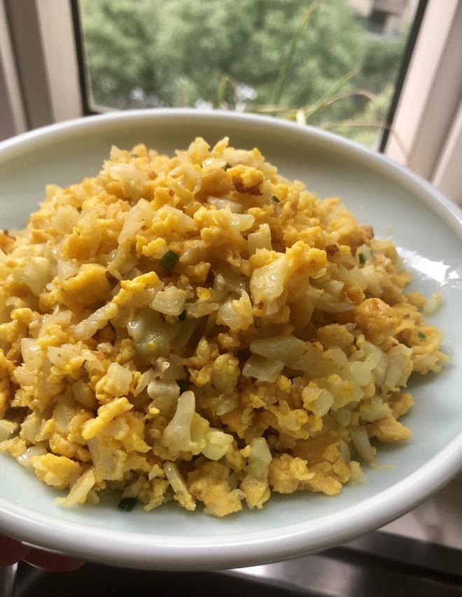 花菜炒鸡蛋