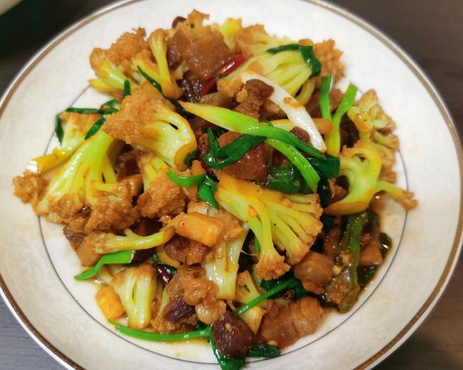 记忆中的味道·腊肉炒花菜