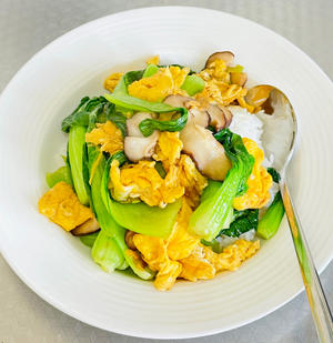 香菇油菜炒鸡蛋