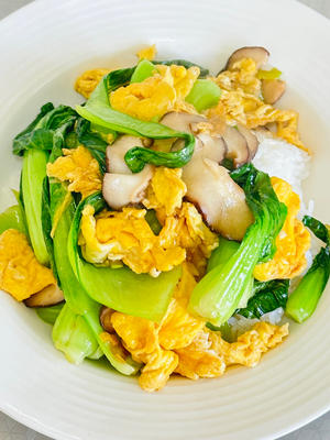 香菇油菜炒鸡蛋
