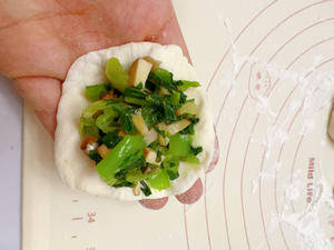 香菇油菜小笼包