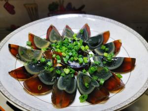 【凉拌皮蛋】酱汁这样调，好吃又爽口，美味翻倍