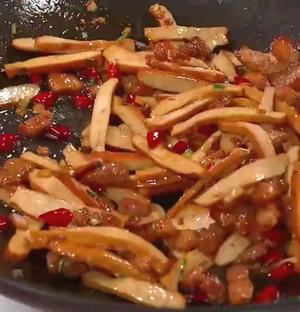 豆芽炒香干