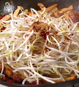 豆芽炒香干