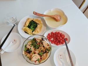 香菜凉拌素鸡