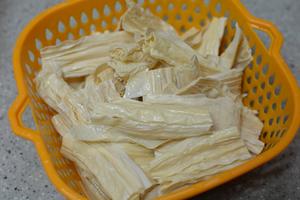 白菜腐竹煲