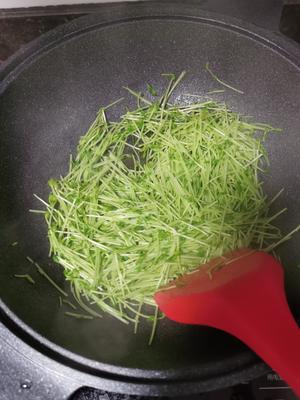 豆苗炒鸡蛋~太太乐鲜鸡汁快手菜