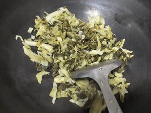 酸菜炒牛肉（猪肉）