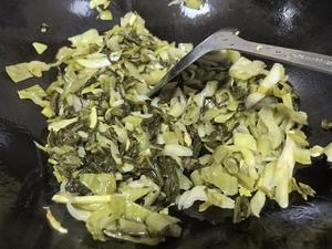 酸菜炒牛肉（猪肉）