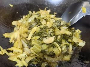 酸菜炒牛肉（猪肉）