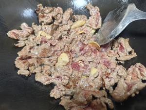 酸菜炒牛肉（猪肉）