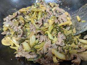 酸菜炒牛肉（猪肉）